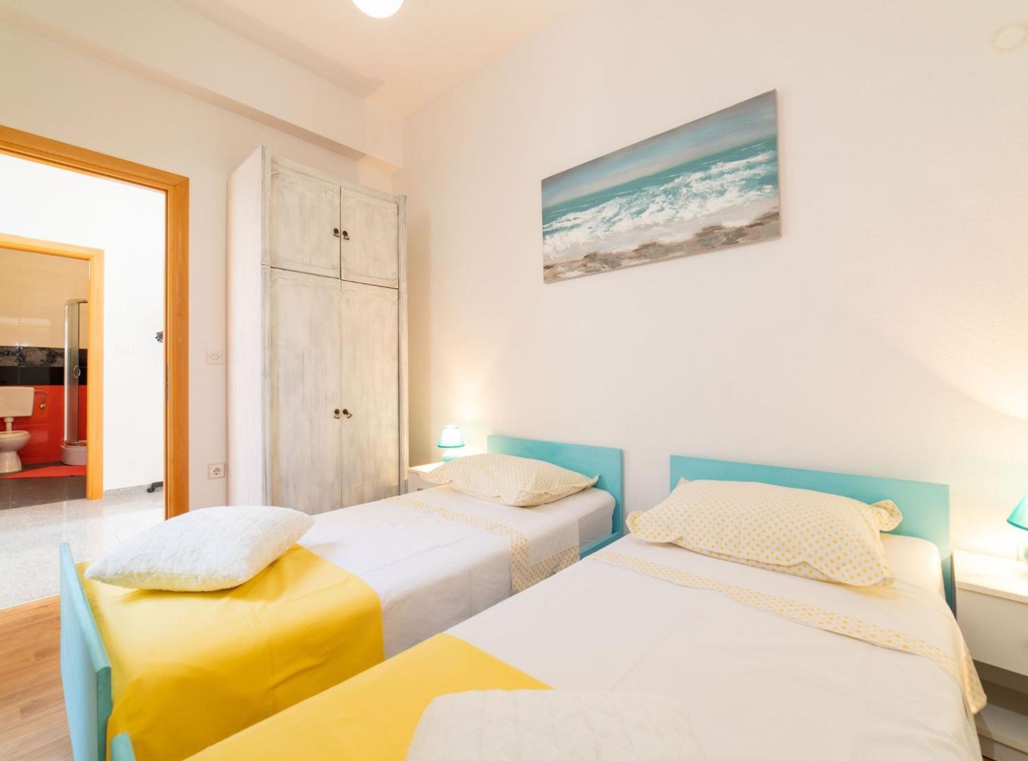 Seafront Villa With Furnished Sun Terrace, Close To The Beach Kastela Exterior photo